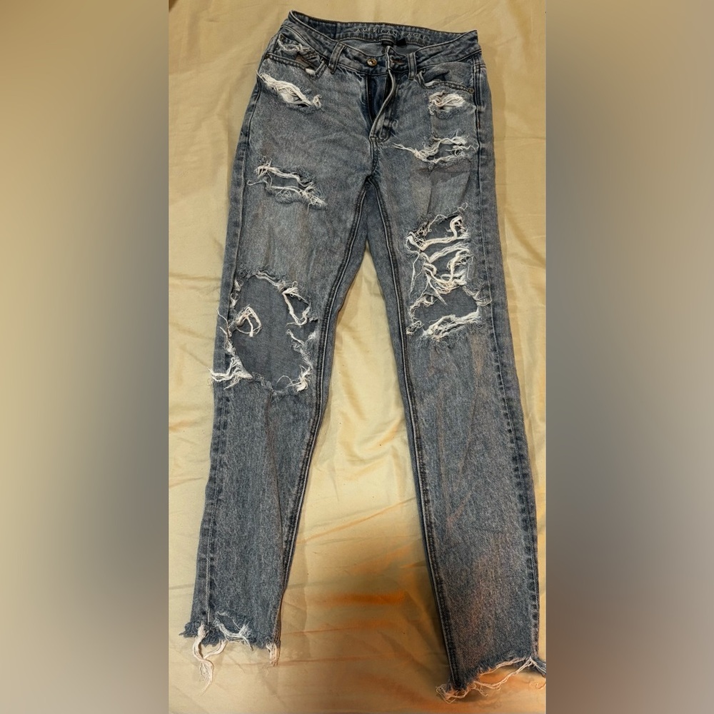 American Eagle Outfitters Ripped Skinny Jeans